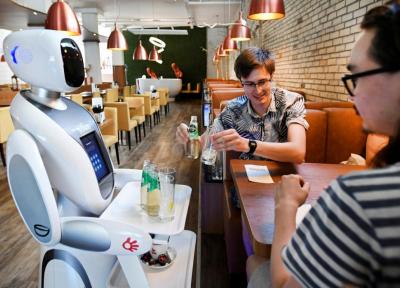 روبات ها ناجی رستوران های هلند می شوند
