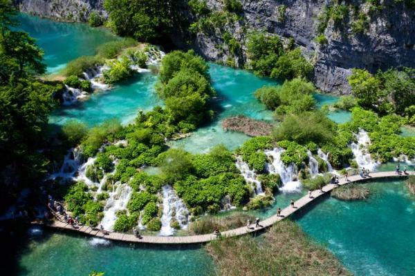 دیدن کنید؛ پارک ملی دریاچه های پلیتویک در کرواسی